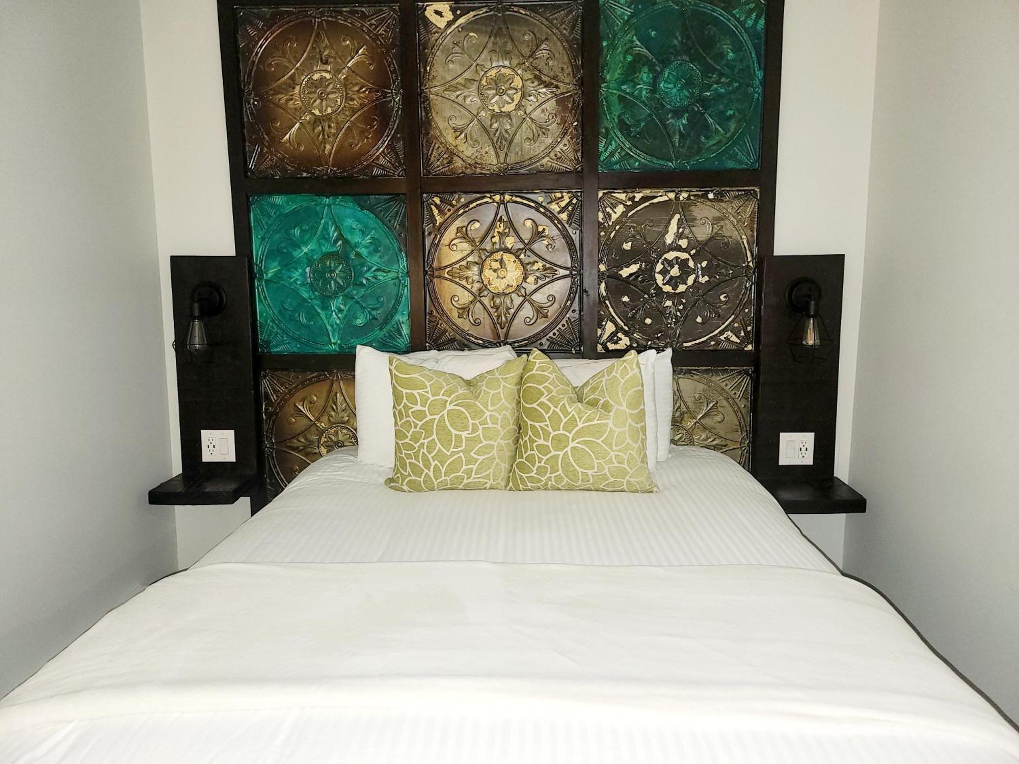 Kingsville Heart & Hops Brewery Suites מראה חיצוני תמונה