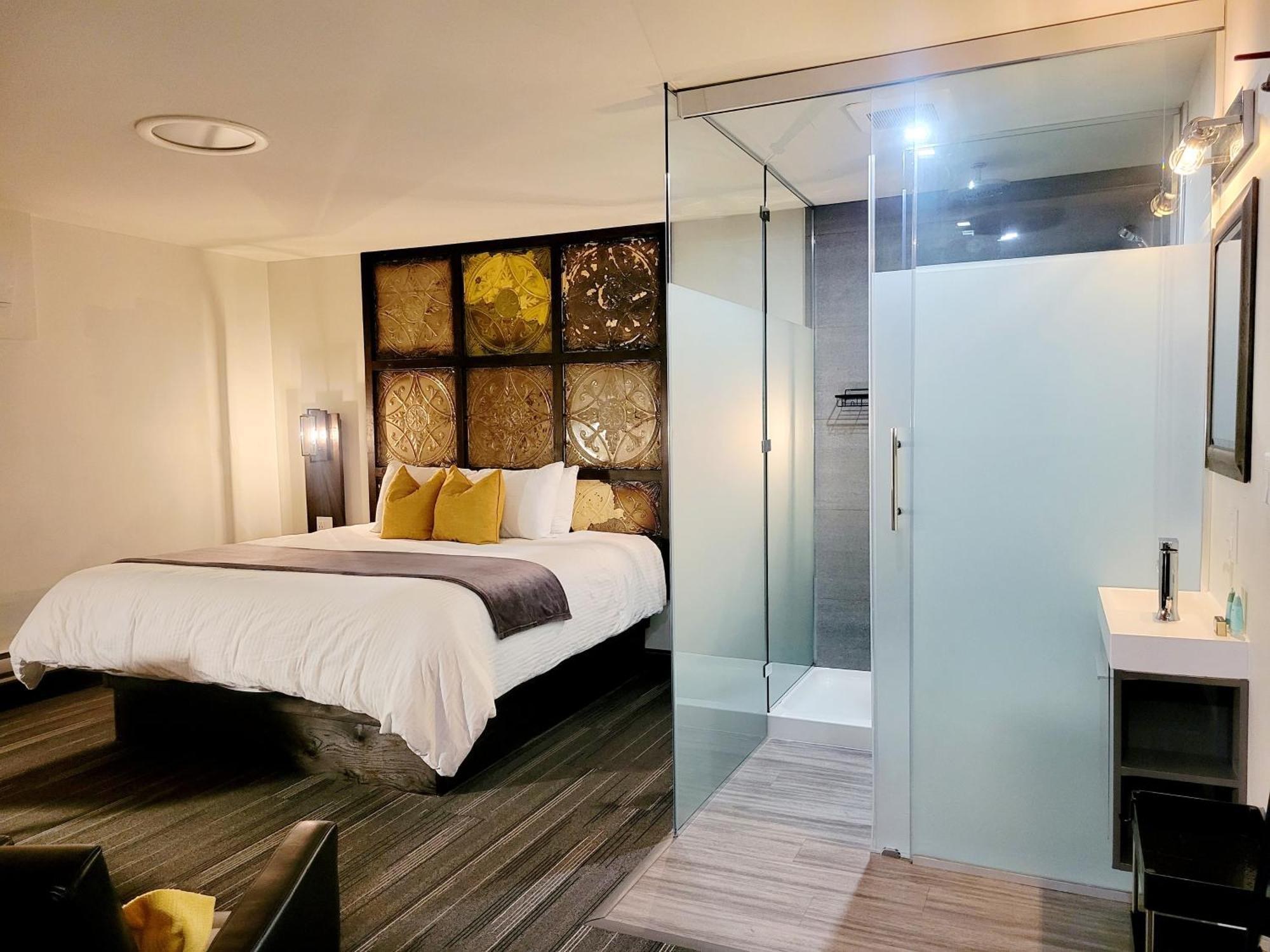 Kingsville Heart & Hops Brewery Suites מראה חיצוני תמונה