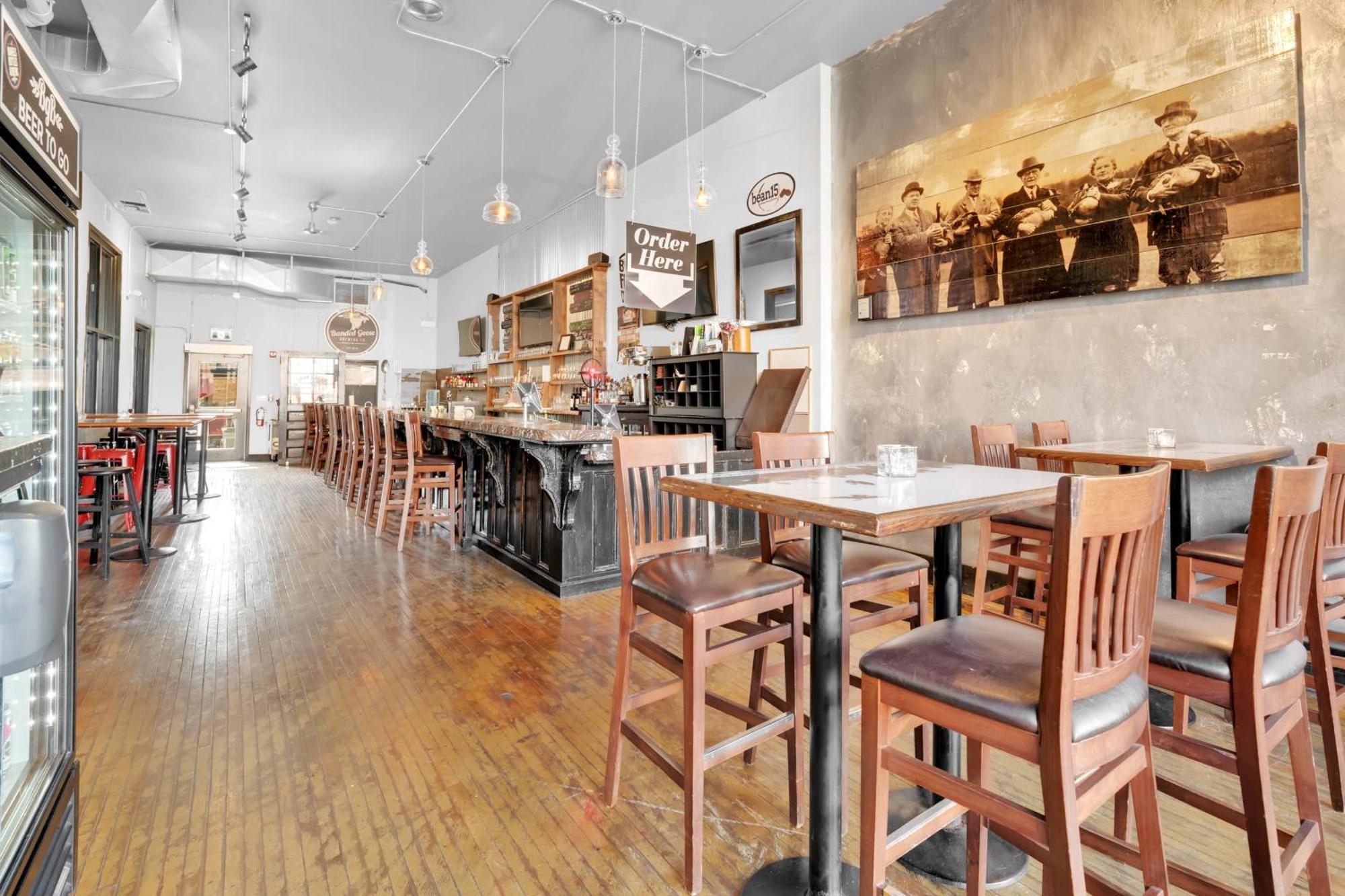 Kingsville Heart & Hops Brewery Suites מראה חיצוני תמונה