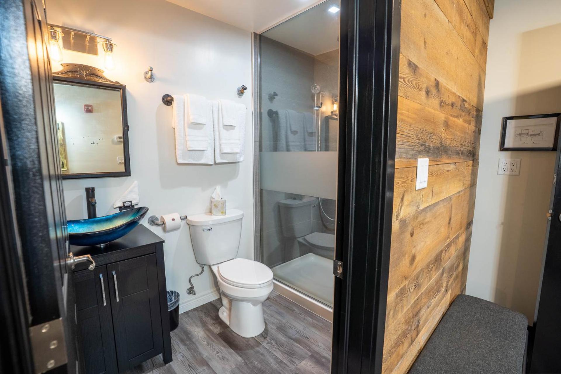 Kingsville Heart & Hops Brewery Suites מראה חיצוני תמונה